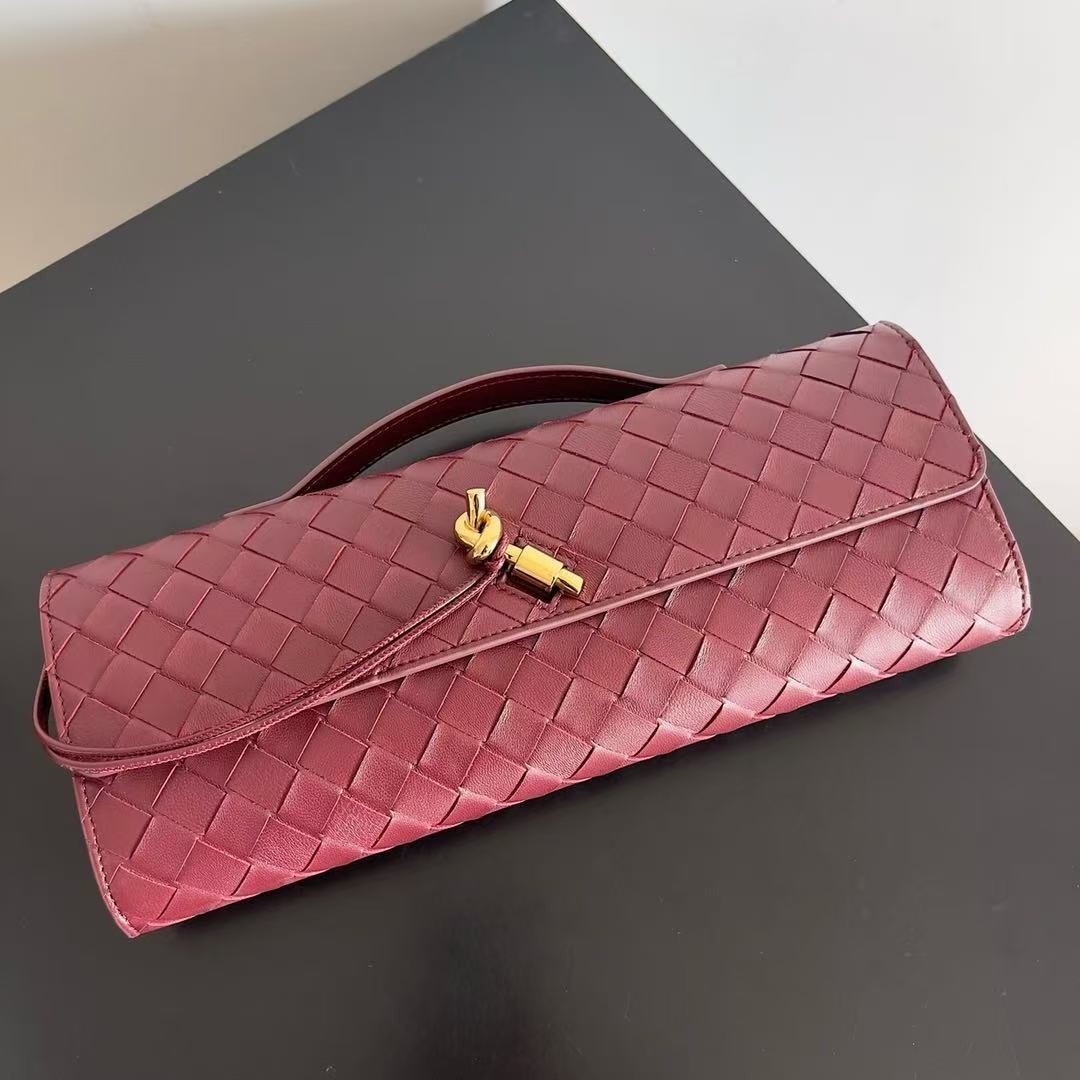 「#3845」BOTTECA VENETA uses exquisite craftsmanship intreccio woven imported sheepskin evening clutch bag Si