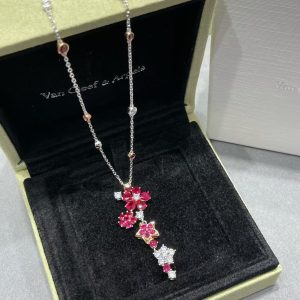 「#3023」Van Cleef & Arpels red diamond flower necklace
