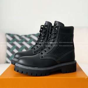 「#5027」LOUIS VUITTON RANGER LEATHER ANKLE BOOTS
