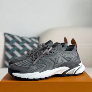 「#4810」LOUIS VUITTON RUNNER TATIC  SNEAKERS