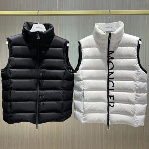 「#2441」Moncler down stand collar vest