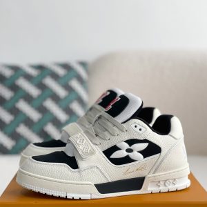 「#2044」LOUIS VUITTON SNEAKERS