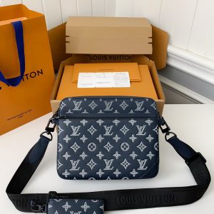「#1868」Louis Vuitton The new TRIO Postman Pack M24753  Size： 25*18.5*7cm