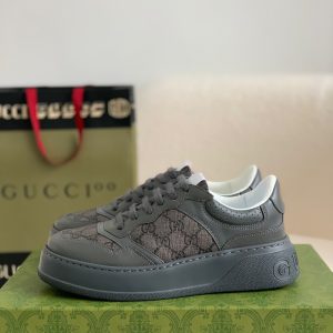 「#44」Gucci sneakers Cowhide