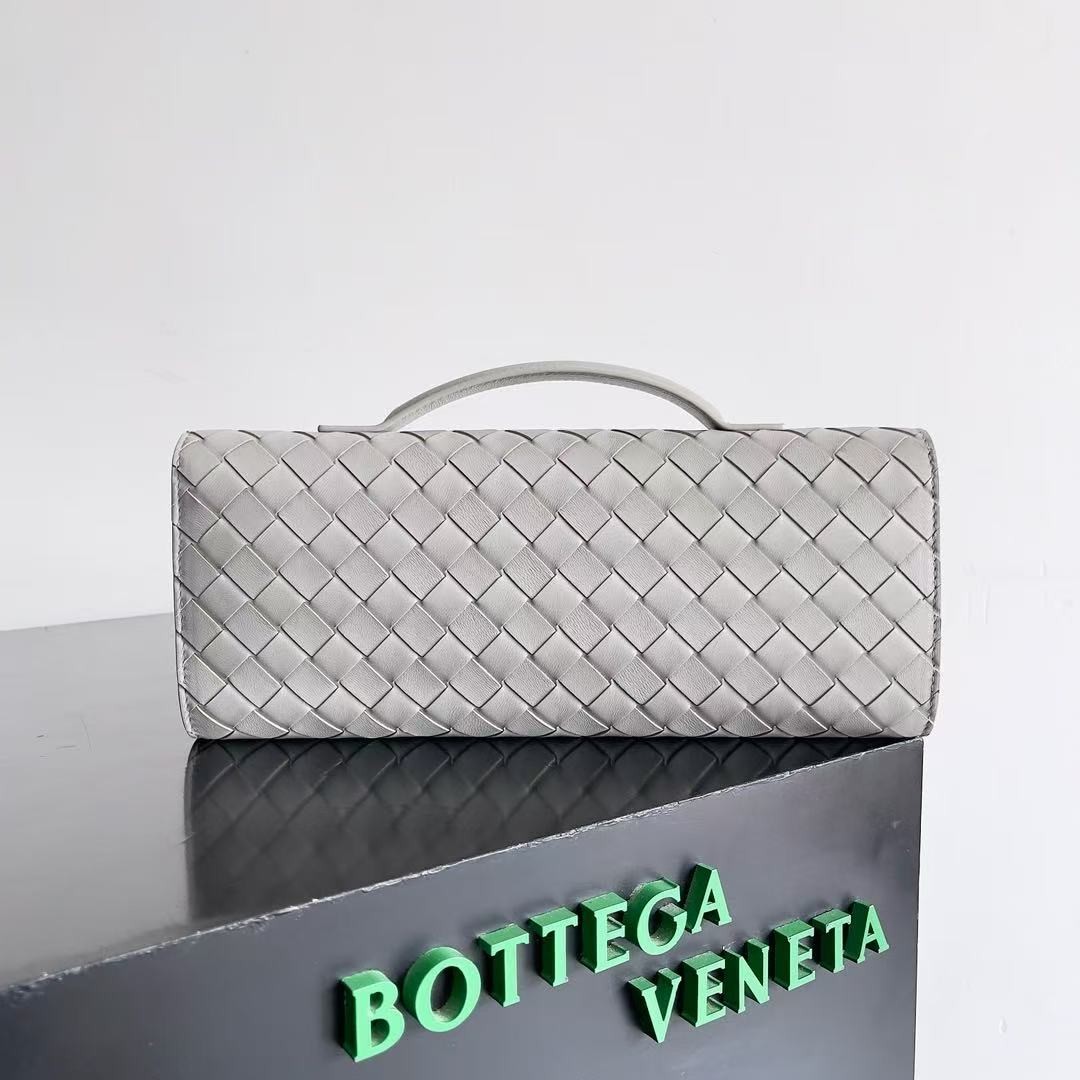 「#3850」BOTTECA VENETA uses exquisite craftsmanship intreccio woven imported sheepskin evening clutch bag Si