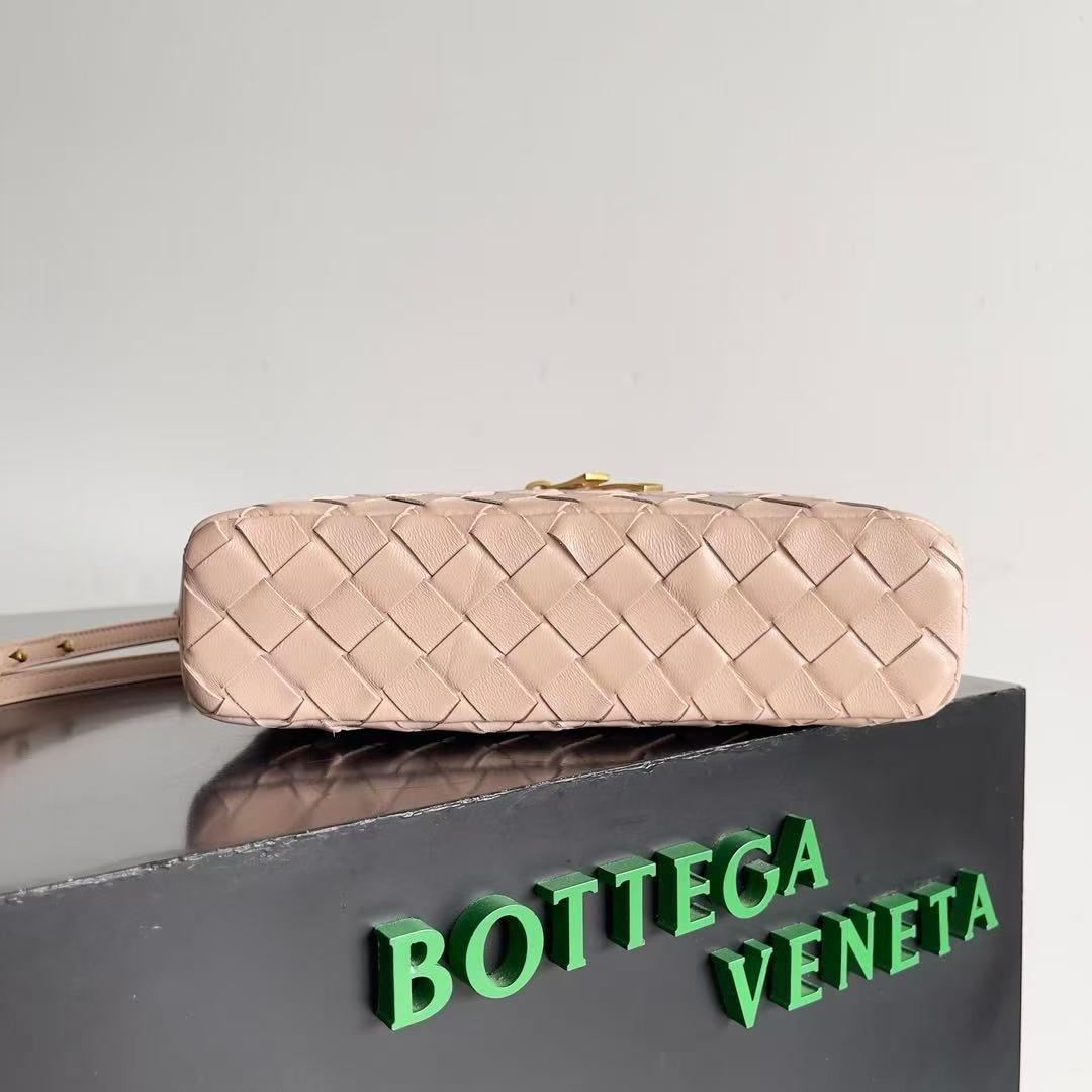 「#3857」BOTTECA VENETA uses exquisite craftsmanship intreccio weaving imported sheepskin leather Crossbody t