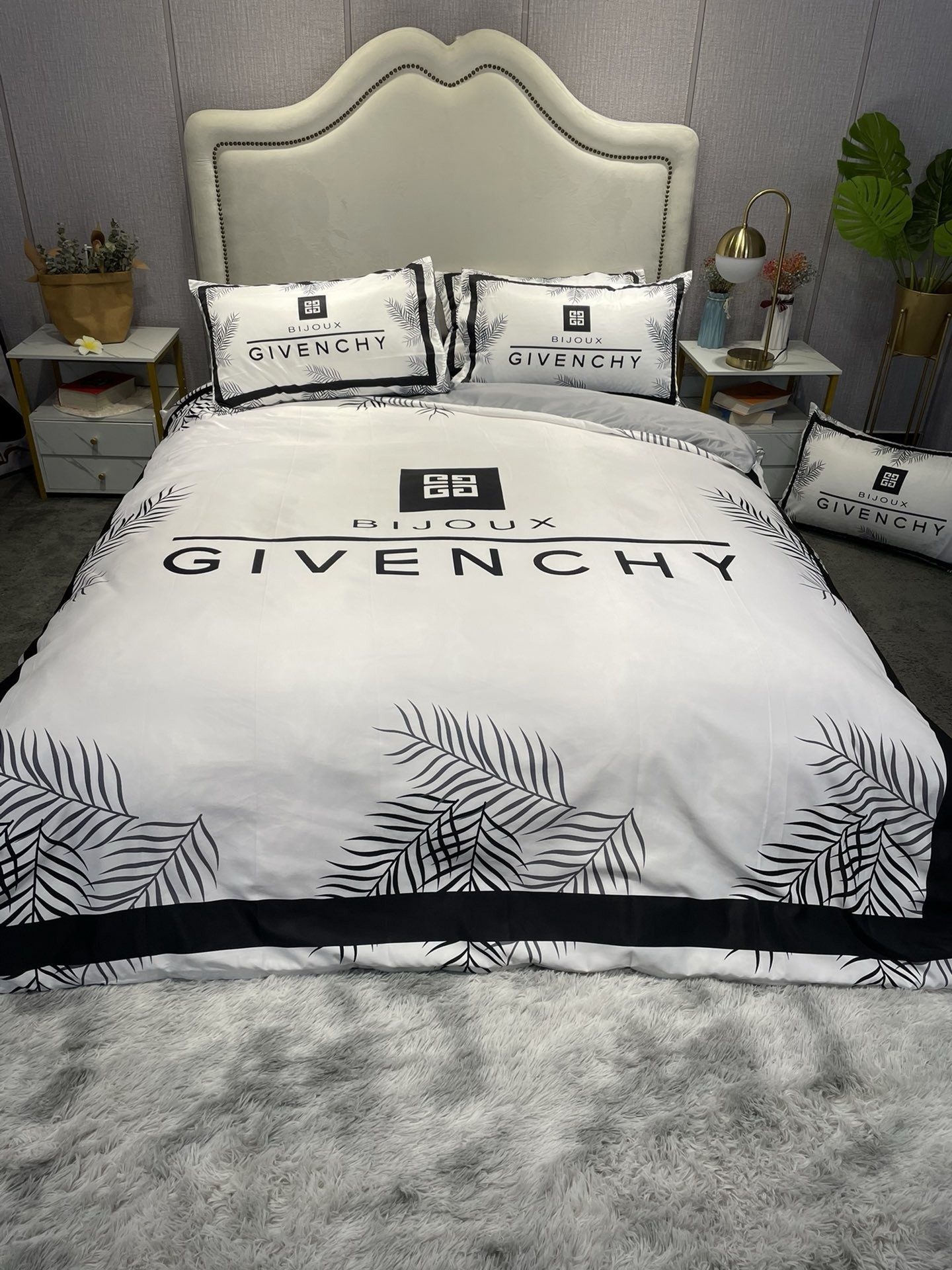 「#2256」Bedding-GIVENCHY four-piece set