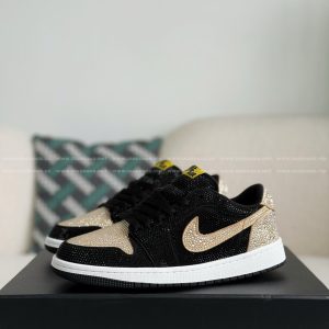 「#4757」Jordan 1 Hand-Set Rhinestones Low Sneakers
