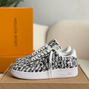「#121」LOUIS VUITTON X NIKE AIR FORCE 1 SNEAKER