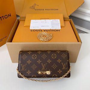 「#695」 LOUIS VUITTON WALLET ON CHAIN LILY  M82509 size：20.7*10.2*3.5cm