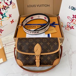 「#684」LOUIS VUITTON  DIANE M45985 size:9*15*24cm