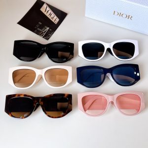 「#4208」Dior sunglasses