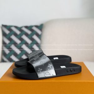 「#3934」LOUIS VUITTON SLIPPERS