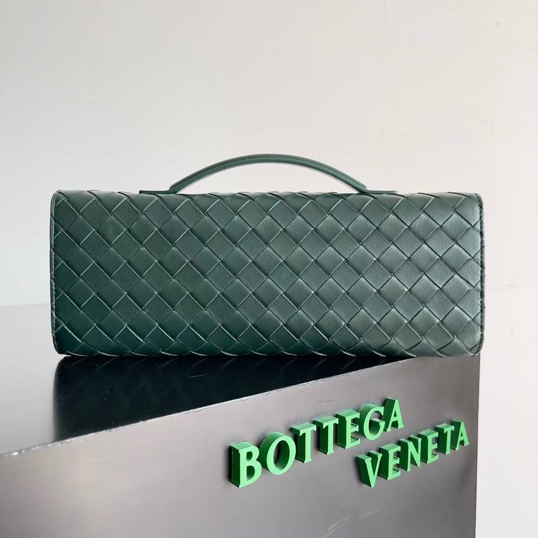 「#3848」BOTTECA VENETA uses exquisite craftsmanship intreccio woven imported sheepskin evening clutch bag Si