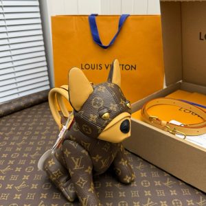 「#2796」Louis Vuitton's new season POOCH BAG handbag M12617