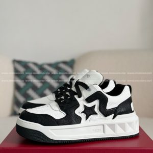 「#3385」Valentino One Stud Sneakers