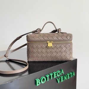 「#3863」BOTTECA VENETA uses exquisite craftsmanship intreccio weaving imported sheepskin leather Crossbody t
