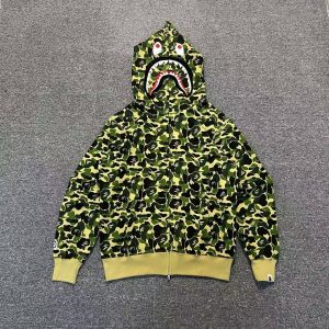 「#2669」bape camouflage green classic shark zip-up sweatshirt