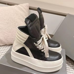 「#2489」Rick Owens Black and white inverted triangle