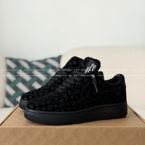 「#157」LOUIS VUITTON X NIKE AIR FORCE 1 SNEAKERS