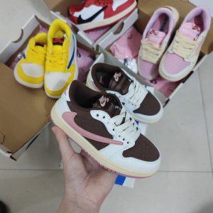 「#3136」Nike AirJordan1 x TravisScott  AJ Low（Kids）