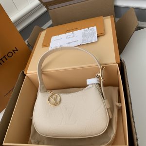 「#469」Lovis Vuitton 23 MINI MOON  20.5*11*5cm