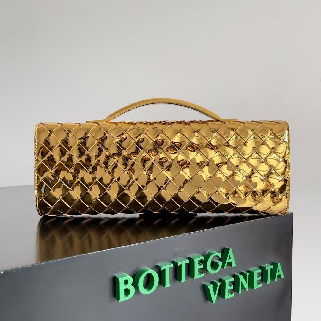 「#3851」BOTTECA VENETA uses exquisite craftsmanship intreccio weaving imported lacquered cowhide leather eve
