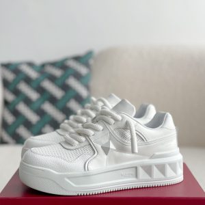 「#2145」Valentino One Stud Sneakers