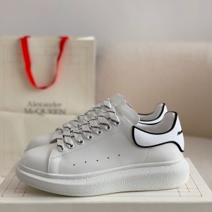 「#84」Alexander McQueen MQ white film tail Sneakers