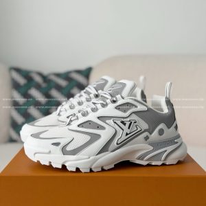 「#5563」LOUIS VUITTON RUNNER TATIC  SNEAKERS
