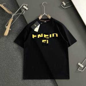 「#3081」Fendi Spring and Summer Black Letter Deconstruction Printed T-shirt