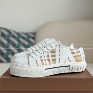 「#4833」Burberry Low Cut Casual Sports Shoes