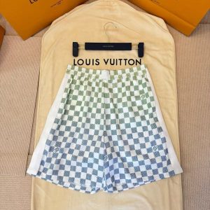 「#4408」LOUIS VUITTON gradient printed silk shorts