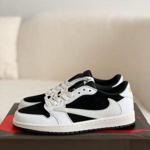 「#109」Nike AirJordan1 x TravisScott AJ Low