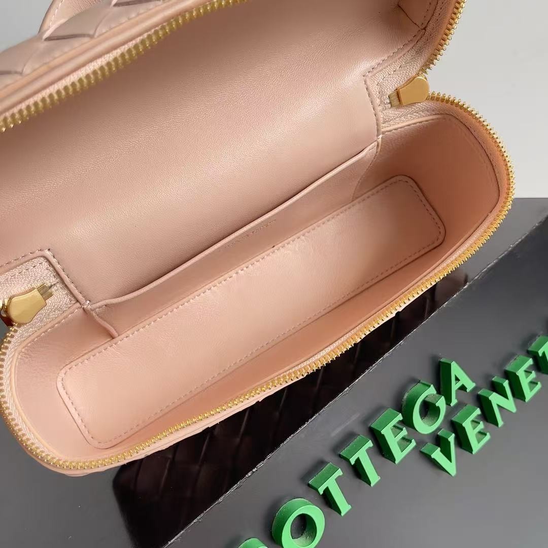 「#3857」BOTTECA VENETA uses exquisite craftsmanship intreccio weaving imported sheepskin leather Crossbody t