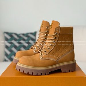 「#5029」LOUIS VUITTON RANGER LEATHER ANKLE BOOTS