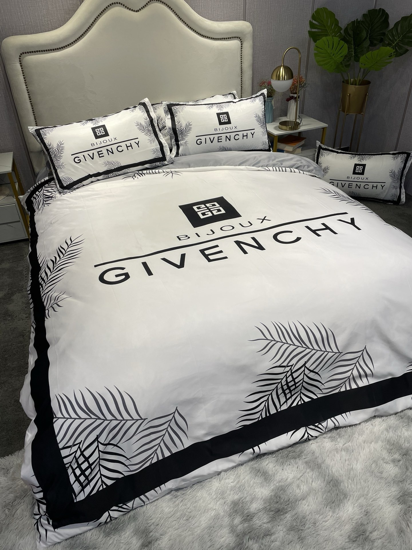 「#2256」Bedding-GIVENCHY four-piece set