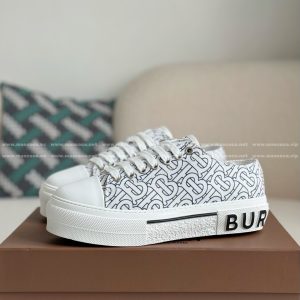 「#4836」Burberry Low Cut Casual Sports Shoes