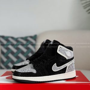「#4564」Jordan 1 Hand-Set Rhinestones High Sneakers