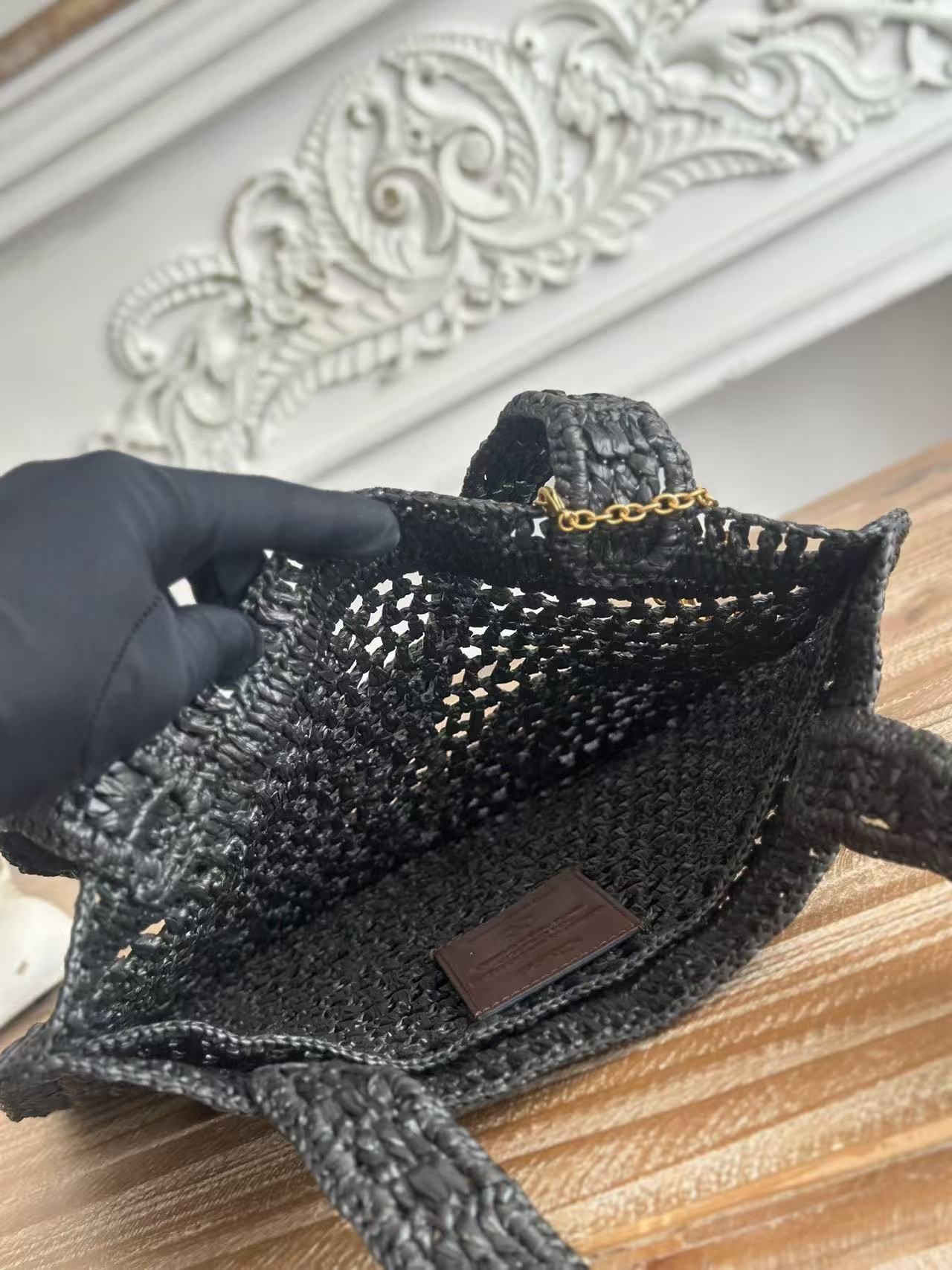 「#3658」chloe spring and summer new SUMMER BANANA dopamine color black pure handmade straw woven bag Size: 3