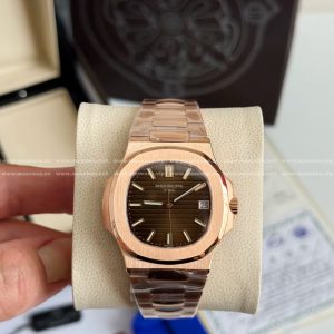 「#4841」PATEK PHILIPPE NAUTILUS SERIES WATCH,40MM