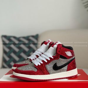 「#4559」Jordan 1 Hand-Set Rhinestones High Sneakers