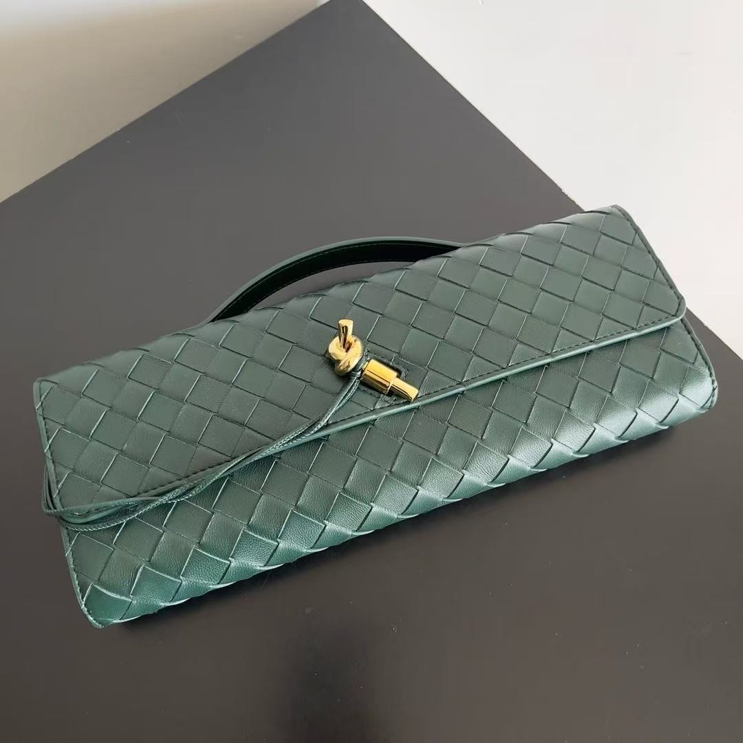 「#3848」BOTTECA VENETA uses exquisite craftsmanship intreccio woven imported sheepskin evening clutch bag Si