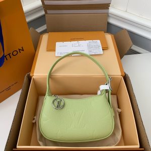 「#466」Lovis Vuitton 23 MINI MOON  20.5*11*5cm
