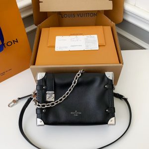 「#2206」Louis Vuitton New SIDE TRUNK full leather medium size handbag M11350 Size：21*14*6cm