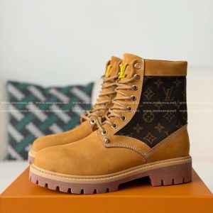 「#5228」LOUIS VUITTON RANGER LEATHER ANKLE BOOTS