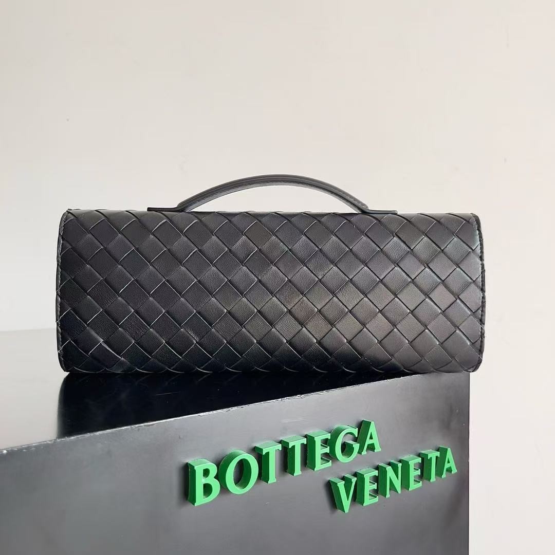 「#3846」BOTTECA VENETA uses exquisite craftsmanship intreccio woven imported sheepskin evening clutch bag Si