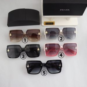 「#2912」Prada sunglasses