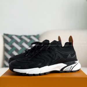 「#4797」LOUIS VUITTON RUNNER TATIC  SNEAKERS