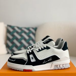 「#26」LOUIS VUITTON TRAINER Sneakers